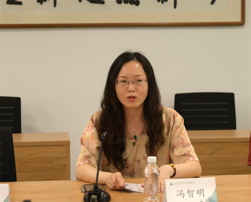 广西师范大学文学院院长冯智明发言.jpg